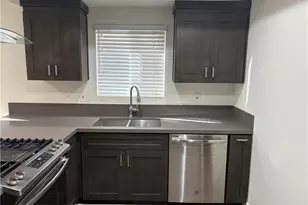 17 E Plymouth, Long Beach, CA 90805 - Photo 7