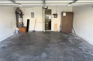 17 E Plymouth, Long Beach, CA 90805 - Photo 25