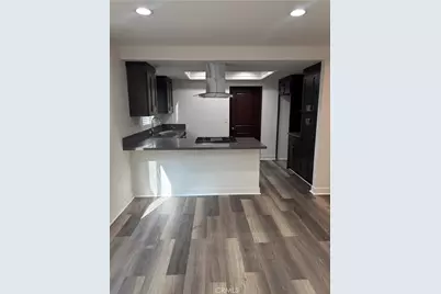 17 E Plymouth #B, Long Beach, CA 90805 - Photo 5