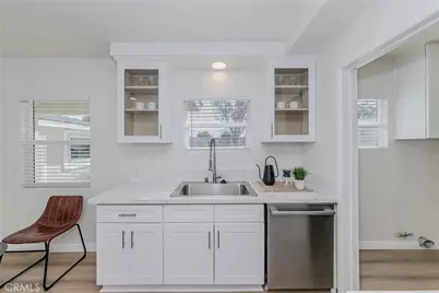 1325 E Romneya, Anaheim, CA 92805 - Photo 11