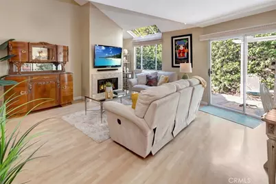 102 Santa Rosa Court, Laguna Beach, CA 92651 - Photo 5