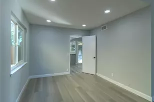 518 W Alpine, Santa Ana, CA 92707 - Photo 7