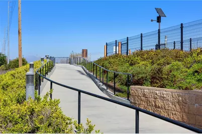 636 S Lakeshore Drive, Anaheim, CA 92806 - Photo 23