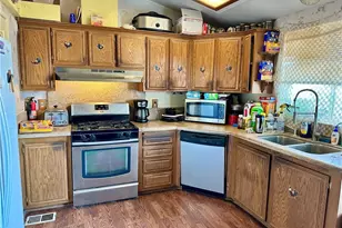 7524 Olivine Rd, Phelan, CA 92371 - Photo 5