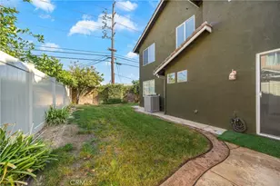 11141 Gardenhurst Ct, Riverside, CA 92505 - Photo 49