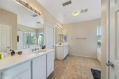 11141 Gardenhurst Court, Riverside, CA 92505 - Photo 39