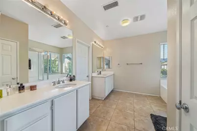 11141 Gardenhurst Court, Riverside, CA 92505 - Photo 39