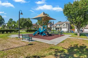 11141 Gardenhurst Ct, Riverside, CA 92505 - Photo 39