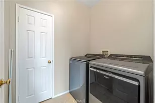 11141 Gardenhurst Ct, Riverside, CA 92505 - Photo 27