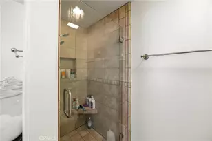 11687 Bellagio Rd, Los Angeles, CA 90049 - Photo 31