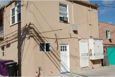 20 Roycroft Avenue, Long Beach, CA 90803 - Photo 7