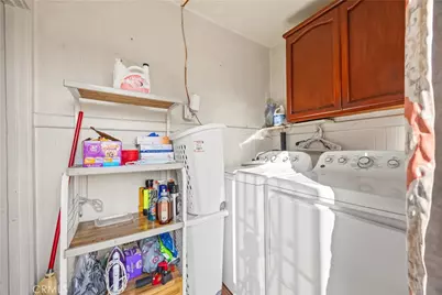 1320 W 58th Place, Los Angeles, CA 90044 - Photo 19