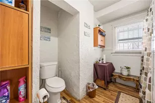 1320 W 58th Pl, Los Angeles, CA 90044 - Photo 17