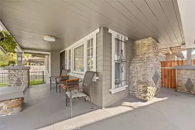 1320 W 58th Place, Los Angeles, CA 90044 - Photo 21