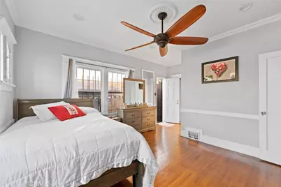 888 Linden, Long Beach, CA 90813 - Photo 9