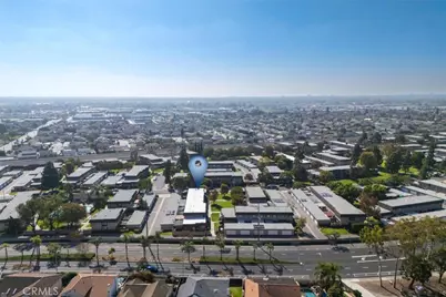 4385 Larwin, Cypress, CA 90630 - Photo 3