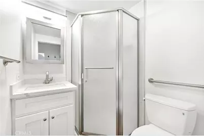 1560 Interlachen Road M12-66L, Seal Beach, CA 90740 - Photo 15