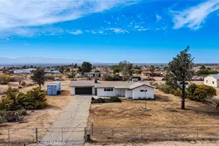 9516 Yucca St, Apple Valley, CA 92308 - Photo 21