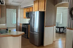 380 Santa Lucia Dr, Hemet, CA 92543 - Photo 9