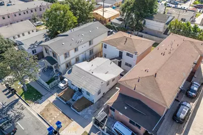 736 W Century, Los Angeles, CA 90044 - Photo 51