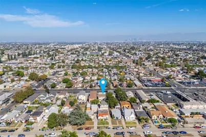 736 W Century, Los Angeles, CA 90044 - Photo 43