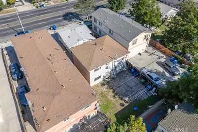 736 W Century, Los Angeles, CA 90044 - Photo 53