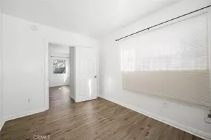 736 W Century, Los Angeles, CA 90044 - Photo 27