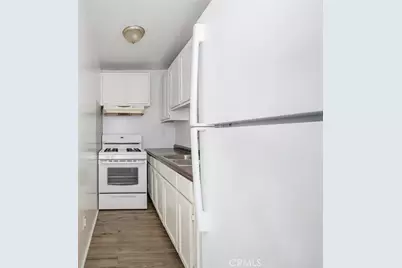 736 W Century, Los Angeles, CA 90044 - Photo 23