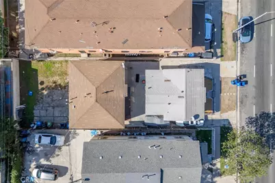 736 W Century, Los Angeles, CA 90044 - Photo 47