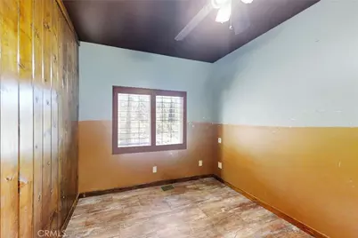 33892 Green Valley Lake Road, Green Valley Lake, CA 92341 - Photo 13