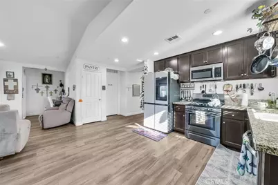 29427 Linden, Lake Elsinore, CA 92530 - Photo 9