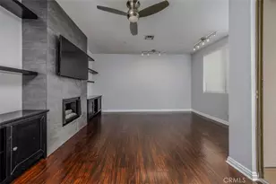 555 Maine Ave, Long Beach, CA 90802 - Photo 1