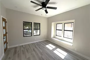 529 W 10th, Long Beach, CA 90813 - Photo 9