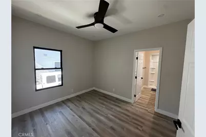 529 W 10th, Long Beach, CA 90813 - Photo 11