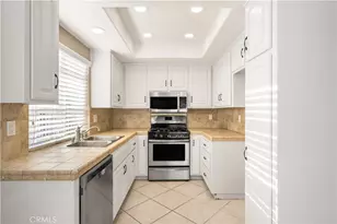 1062 Walnut St, Tustin, CA 92780 - Photo 13