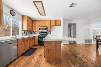 8541 Dove Creek, Hesperia, CA 92344 - Photo 7