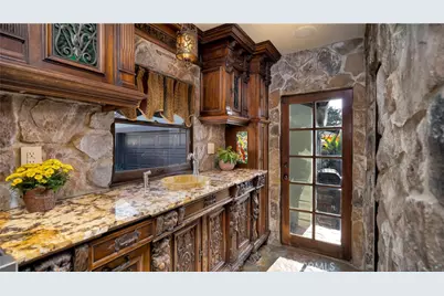 2510 N Park Boulevard, Santa Ana, CA 92706 - Photo 27