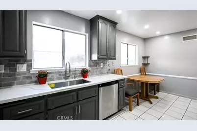 10136 Montecito Plz, Garden Grove, CA 92840 - Photo 5