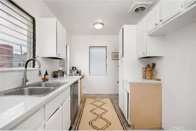 3910 E De Ora Way, Long Beach, CA 90815 - Photo 13