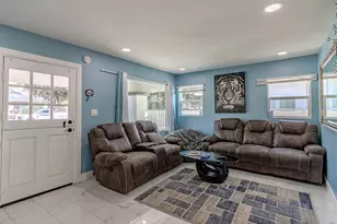 1130 W Chestnut, Santa Ana, CA 92703 - Photo 9