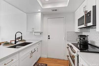 16873 Donwest, Tustin, CA 92780 - Photo 15