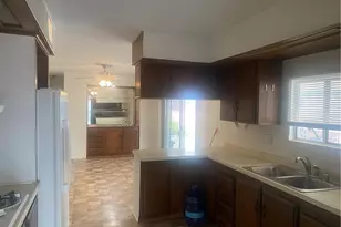 16 Palm Via, Anaheim, CA 92801 - Photo 9