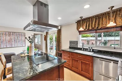 210 S Trevor, Anaheim, CA 92806 - Photo 15