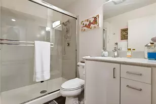 834 E 4th St, Long Beach, CA 90802 - Photo 21