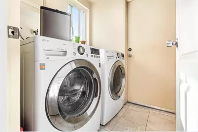 2909 S Rita Way, Santa Ana, CA 92704 - Photo 11