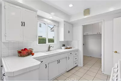 1005 W 20th, Santa Ana, CA 92706 - Photo 11