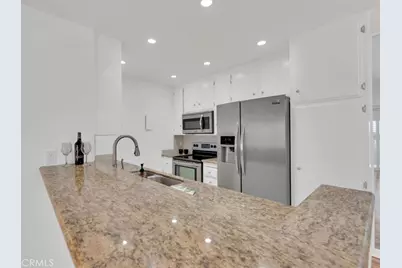 2521 W Sunflower #H2, Santa Ana, CA 92704 - Photo 7