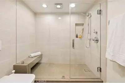 10445 Wilshire, Los Angeles, CA 90024 - Photo 23