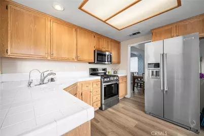 15095 Amorose Street, Lake Elsinore, CA 92530 - Photo 11