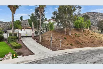 10161 Canyon Vista, Moreno Valley, CA 92557 - Photo 3